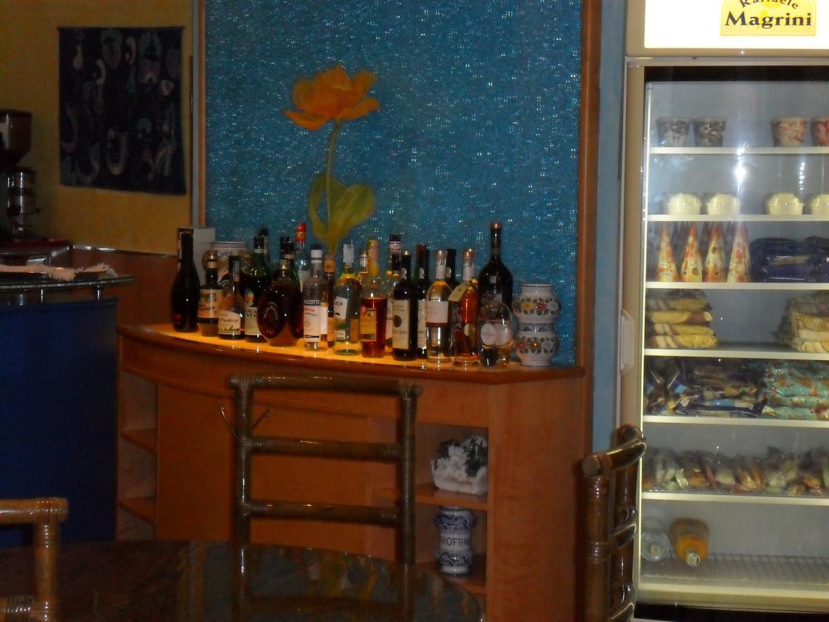 Hotel Silvi Silvi Marina Zewnętrze zdjęcie