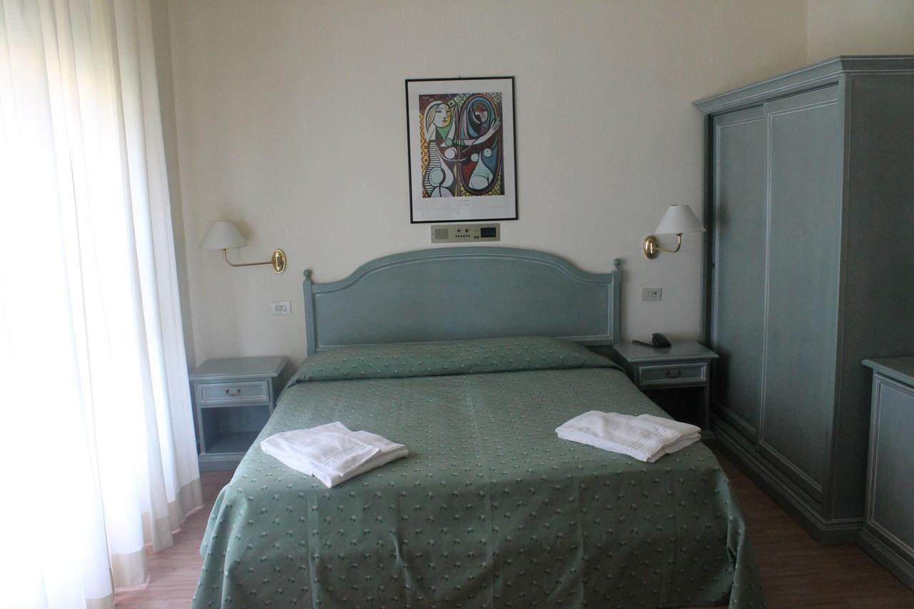 Hotel Silvi Silvi Marina Pokój zdjęcie